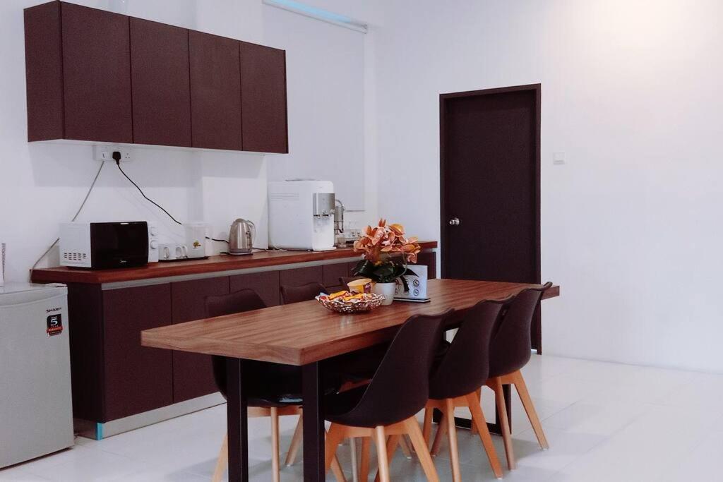 D'yana Imperio Apartment *